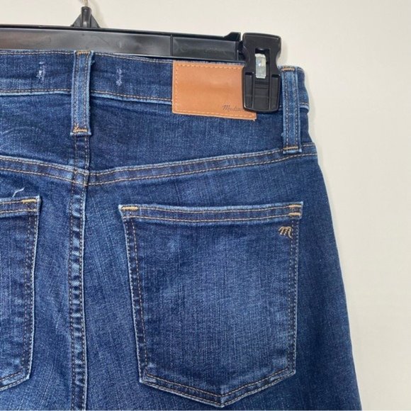 Madewell 9" Mid-Rise Skinny Jeans in Hayes Wash Button-Front Edition - Picture 10 of 12